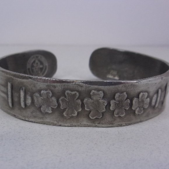 Wendell August Forge Pewter Dogwood Cuff Bracelet - Picture 2 of 8